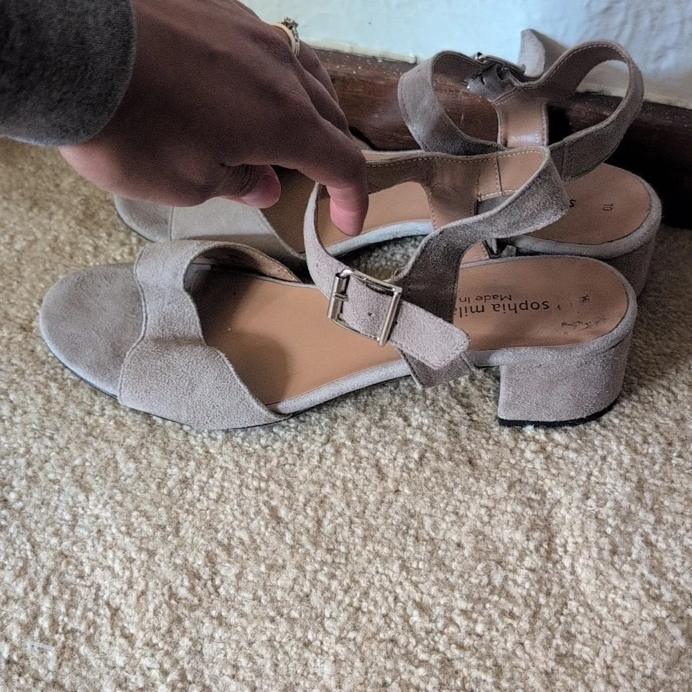 Sophia Milano Made In Italy Brown Strappy Heeled sandals sz 10